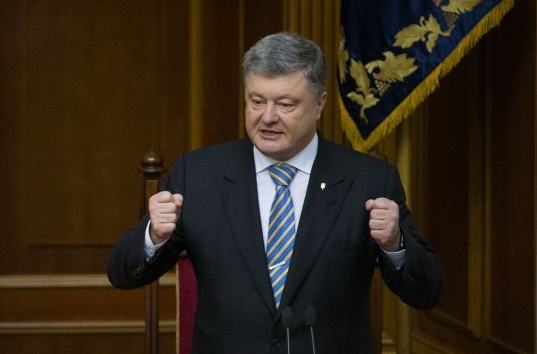 Петр Порошенко согласился на дебаты с Владимиром Зеленским на стадионе в Киеве
