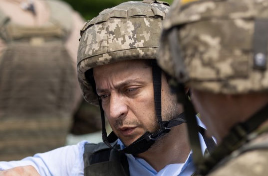 Президент Украины Владимир Зеленский посетил передовые позиции ВСУ на Луганщине