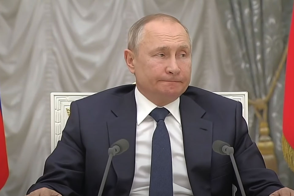Необъяснимое поведение Путина: Что именно движет президентом России