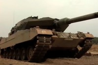 Германия разрешит Польше отправить танки Leopard в Украину