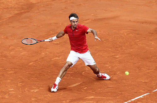 Роджер Федерер уступил в четвертьфинале турнира в Монте-Карло (видео)