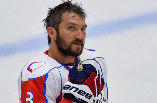 Александр Овечкин спровоцировал драку во время матча НХЛ (ВИДЕО)