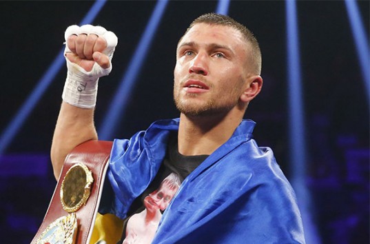 По версии The Ring Василий Ломаченко признан боксером года