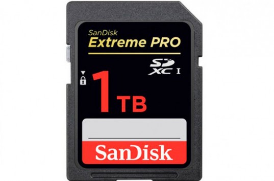 Компания SanDisk представила первую в мире SD-карту на 1 ТБ