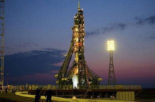 «Роскосмос» готовит к запуску ракета-носитель с тремя космонавтами на борту 17 ноября