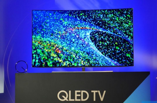 Samsung показала новую линейку телевизоров на квантовых точках