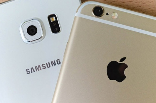 Samsung впервые может обойти Apple по прибыли