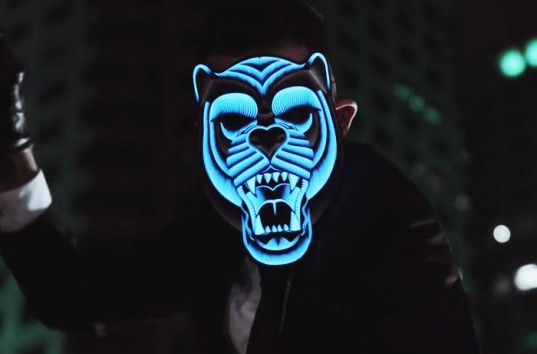 Светящаяся маска Outline Montreal