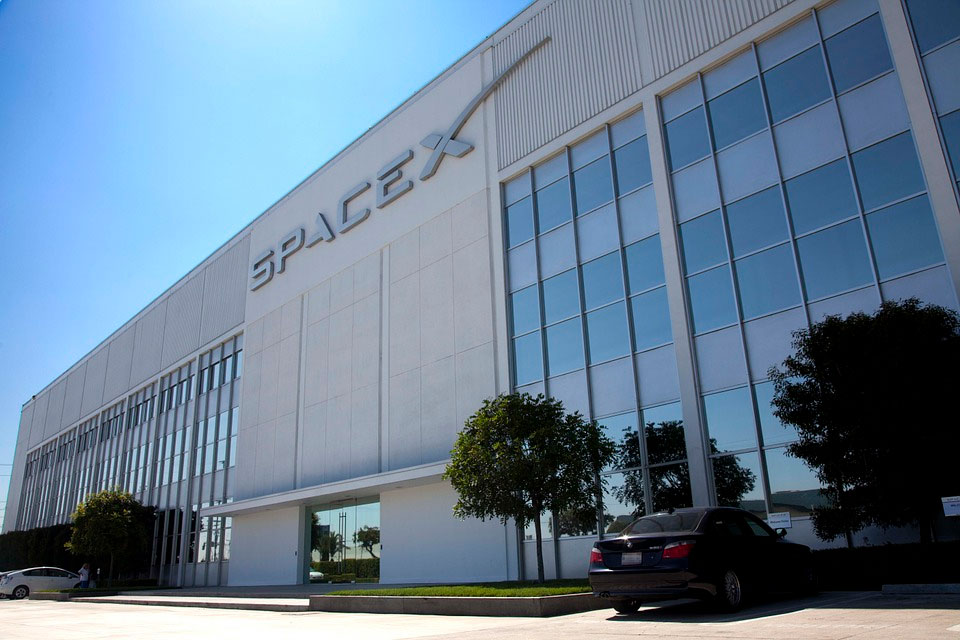 SpaceX готовится создать инфраструктуру для межконтинентальных гиперзвуковых перевозок