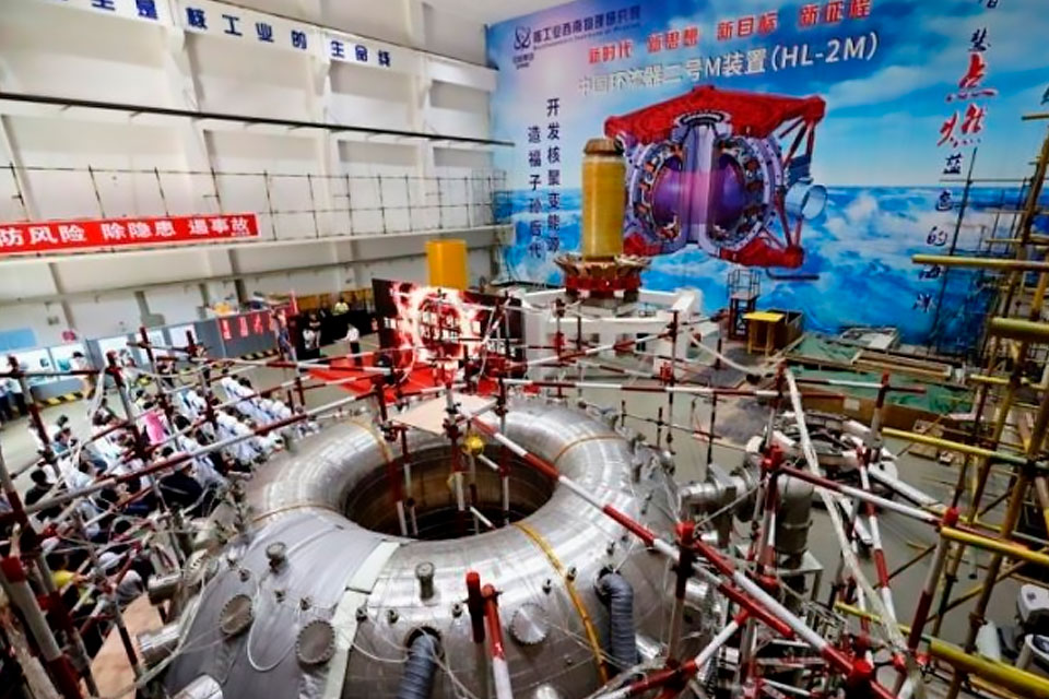Китай зажигает «искусственное солнце» – установку HL-2M Tokamak
