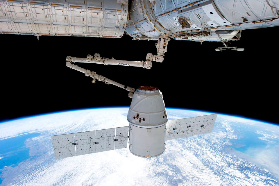NASA планирует три космических миссии на кораблях Илона Маска