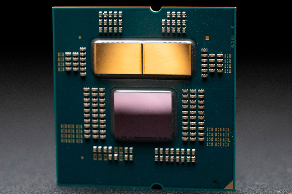 AMD готовит 10-ядерный/20-поточный процессор Ryzen 7 7800X