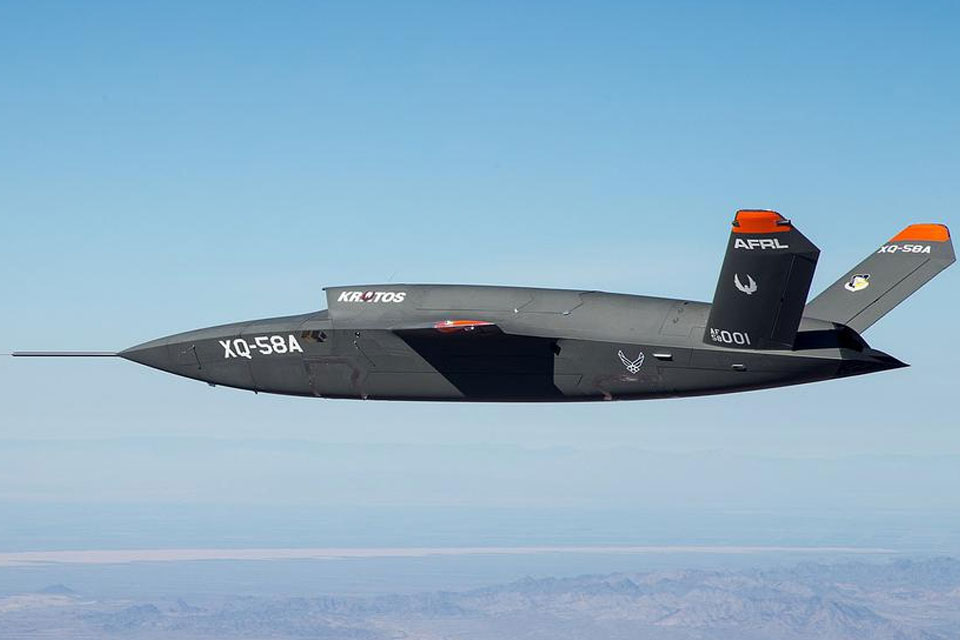 США испытали экспериментальный боевой беспилотник XQ-58 Valkyrie (ВИДЕО)