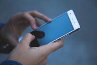 Минцифры Украины разработает приложение для привязки єСмартфона к личности получателя