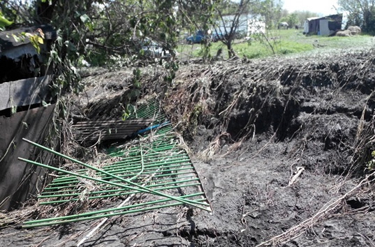 В Днепропетровске мощный селевой поток уничтожил приют по спасению животных (ФОТО)