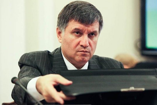 Коррупционный скандал в МВД: НАБУ получило доступ к телефону Авакова