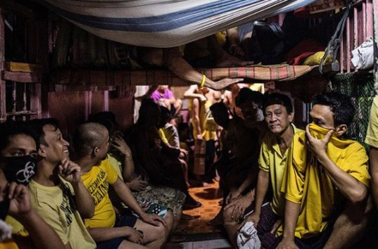 На Филиппинах около 600 тысяч наркоторговцев сдались властям, чтобы не быть убитыми