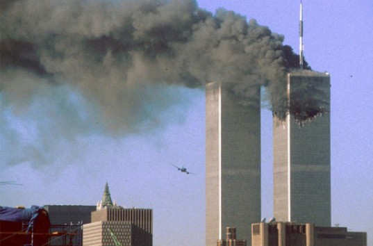 15 лет со дня ужаса: мир вспоминает теракты 11 сентября (ВИДЕО)