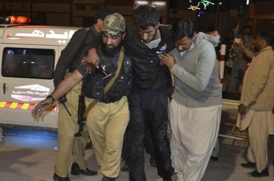 В Пакистане совершено нападение на общежитие полицейской академии — десятки погибших