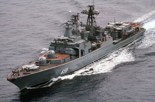 Российский военный корабль «Адмирал Кулаков» спас экипаж украинского рыболовецкого судна