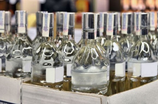 Полиция изъяла свыше 15 тонн фальсифицированного алкоголя