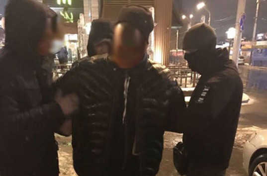 В Киеве сотрудника патрульной полиции поймали на взятке