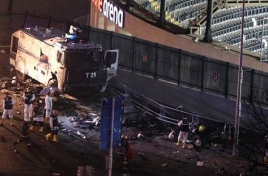 В эпицентре теракта в Стамбуле оказался автобус с полицейскими