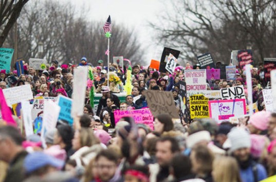 На акции протеста против Трампа вышли более миллиона человек