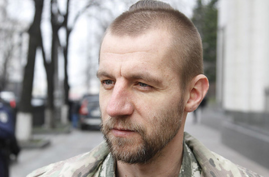 Нардеп Гаврилюк в здании Верховной Рады набросился на журналиста (ВИДЕО)