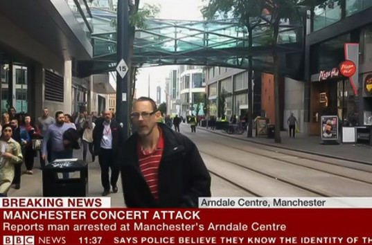 Теракт в Англии: Новый взрыв в торговом центре Манчестера, — британские СМИ (ВИДЕО)