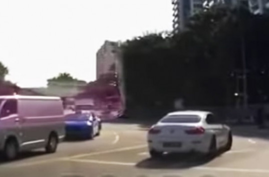 Необычное ДТП в Сингапуре с участием «автомобиля-призрака» (ВИДЕО)