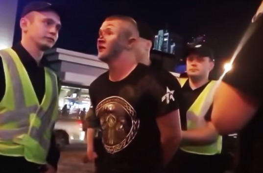 Нападение на болельщиков «Ливерпуля» в Киеве журналисты назвали «Ужас в Киеве» (ВИДЕО)