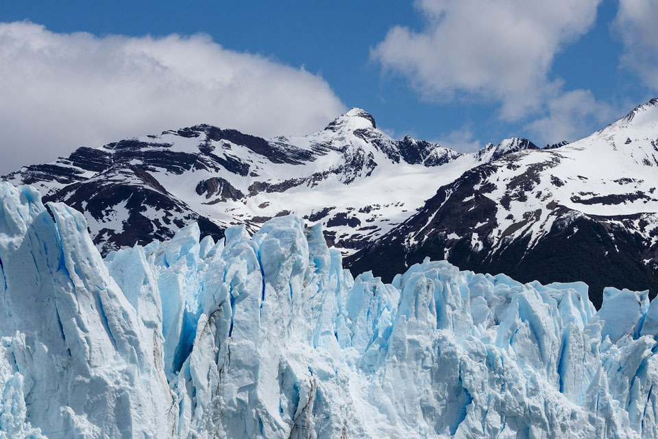 «Точка невозврата» пройдена: льды Гренландии продолжат таять и это угроза