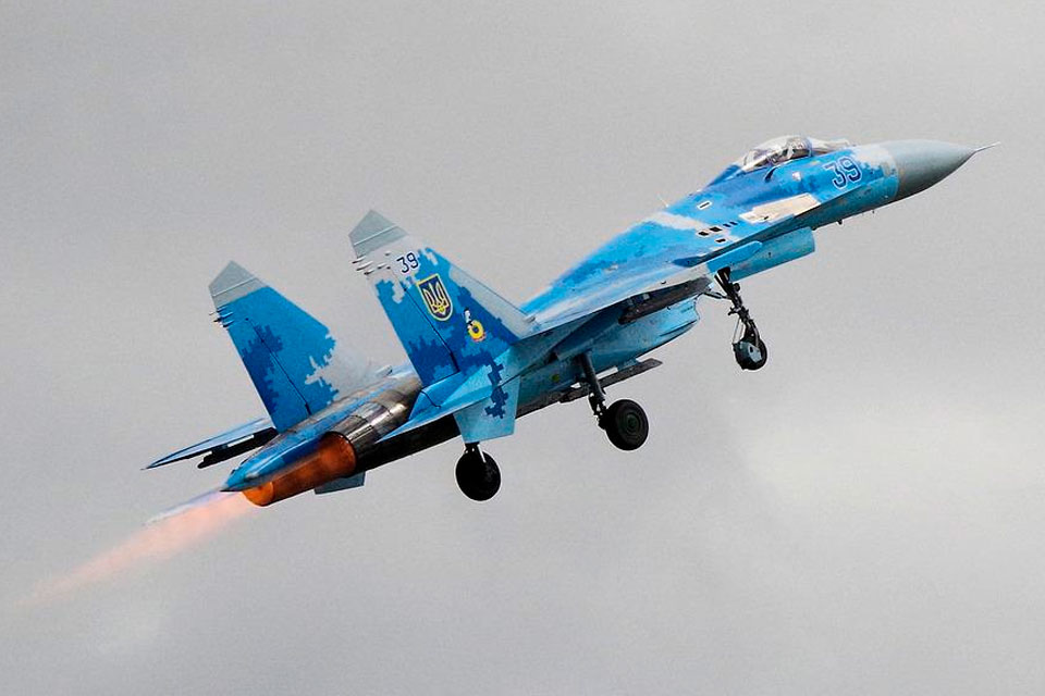 Украинская авиация ударила по скоплению вражеской техники в Херсонской области