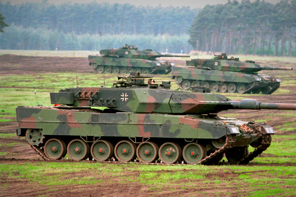 Португалия передала Украине первые танки Leopard 2 в рамках «танковой коалиции»
