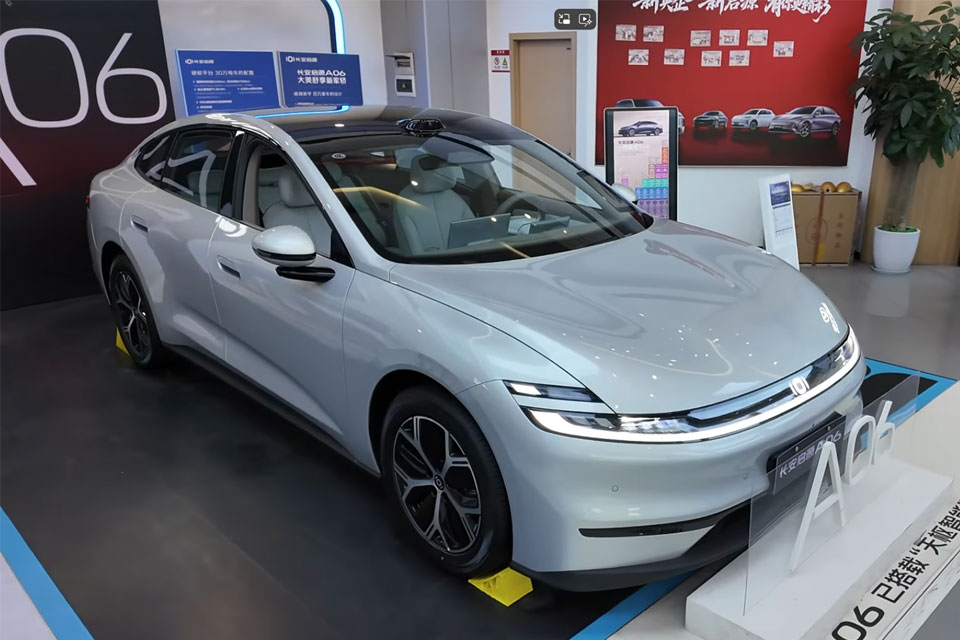 Мировой дебют Changan Nevo A06 — натрий-ионный электромобиль