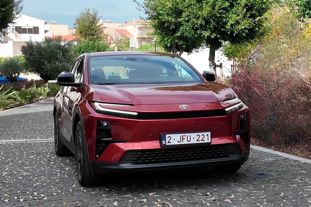 Toyota C-HR+ 2026 года: Недорогая электричка уже в продаже