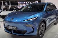 MG S5 EV: представлен новый электрический кроссовер за $20000