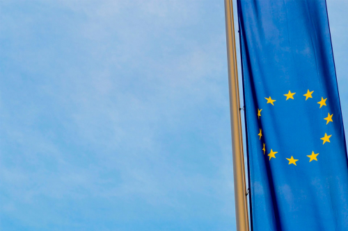 ЕЦБ отказывает в гарантии кредита Украине на 140 млрд евро из активов РФ