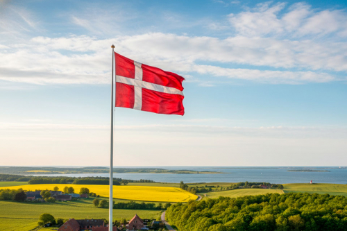 Дания сокращает военную помощь Украине вдвое в 2026 году