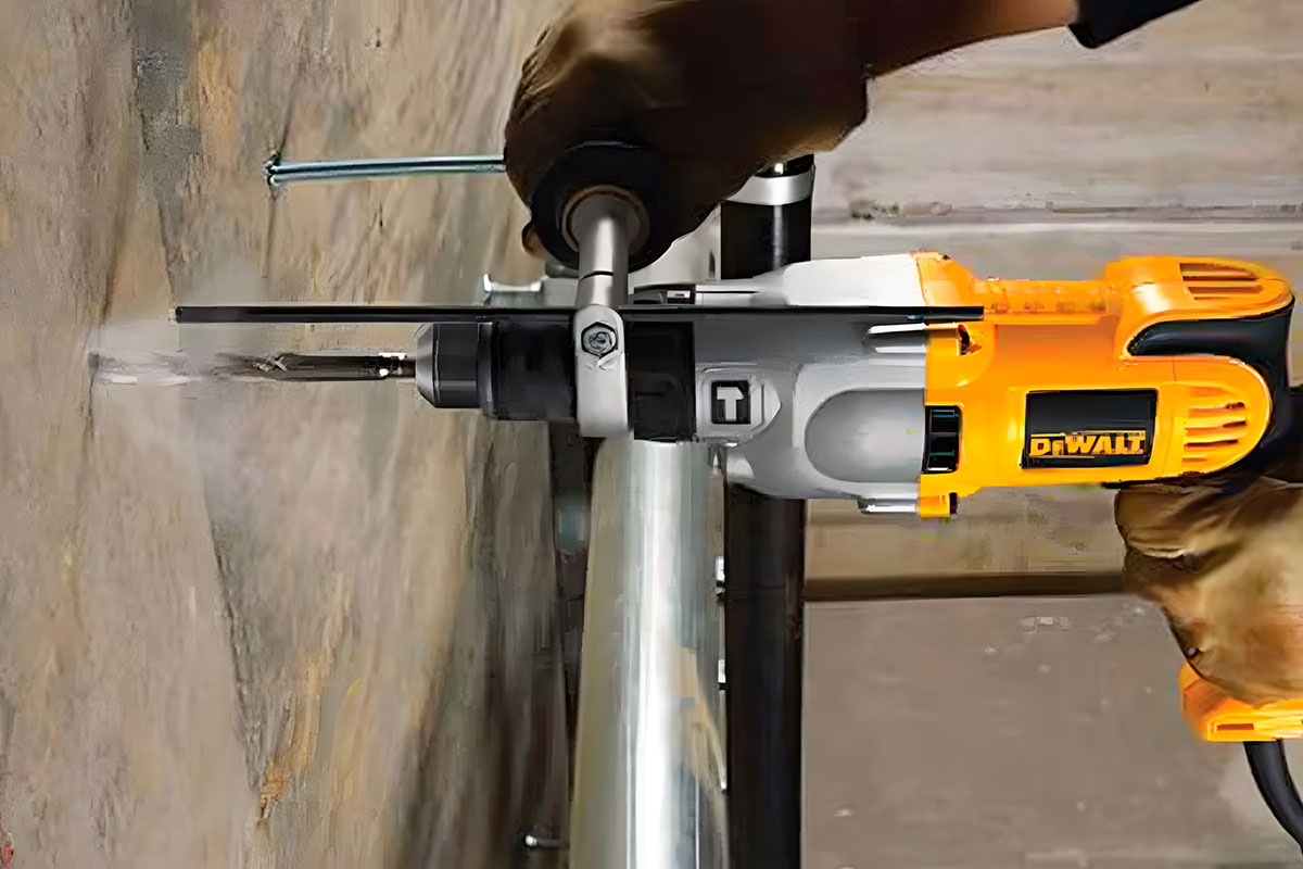 Дрилі DeWalt: сучасний інструмент для точного та інтенсивного свердління