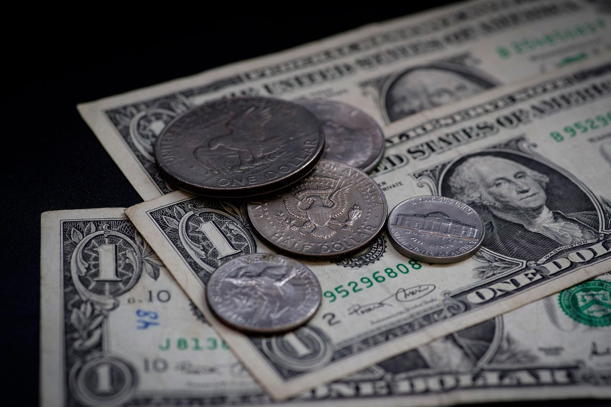 Трамп требует расследовать расходы США на помощь Украине