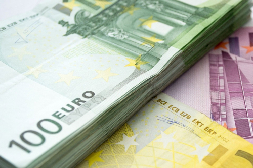 Норвегия рассмотрит кредит Украине на 100 млрд евро