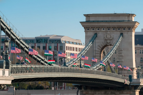 Трамп поддержал Орбана перед выборами в Венгрии 2026