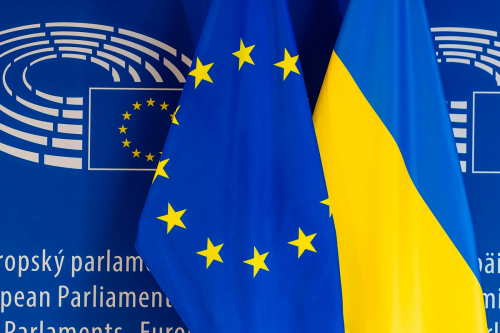 Канцлер ФРГ: Украина не вступит в Евросоюз во время войны