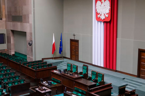 Экс-посол Польши Бартош Цихоцкий вернул орден Зеленскому