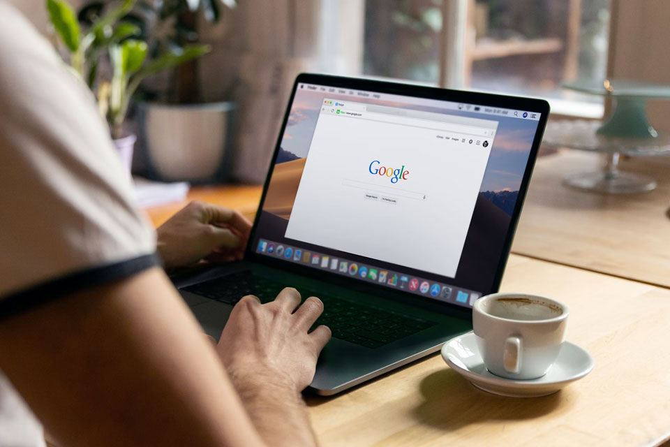 Google меняет поиск: Gemini 2.0 делает его разговорным и удобным для шопинга