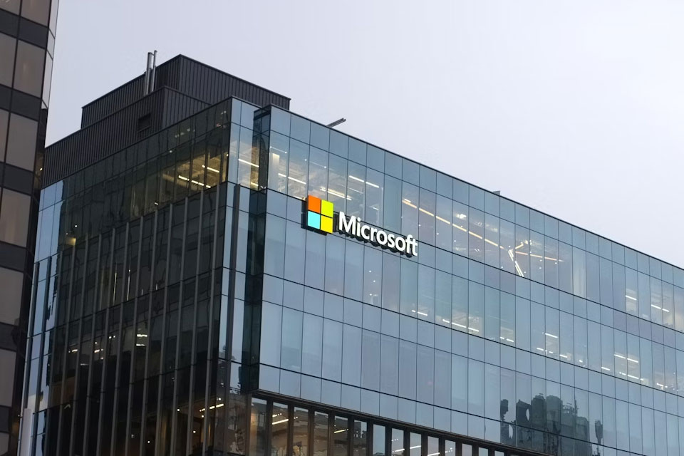 Microsoft и xAI объединяют усилия: Grok на Azure в центре внимания