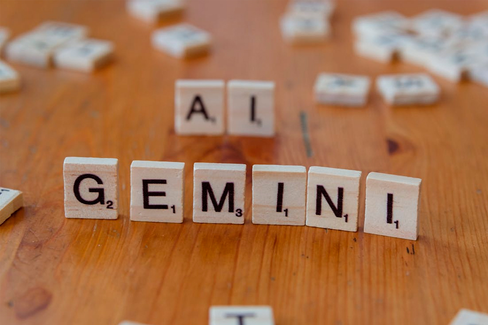 Google назвал 2025 год эпохой практического ИИ с Gemini 3