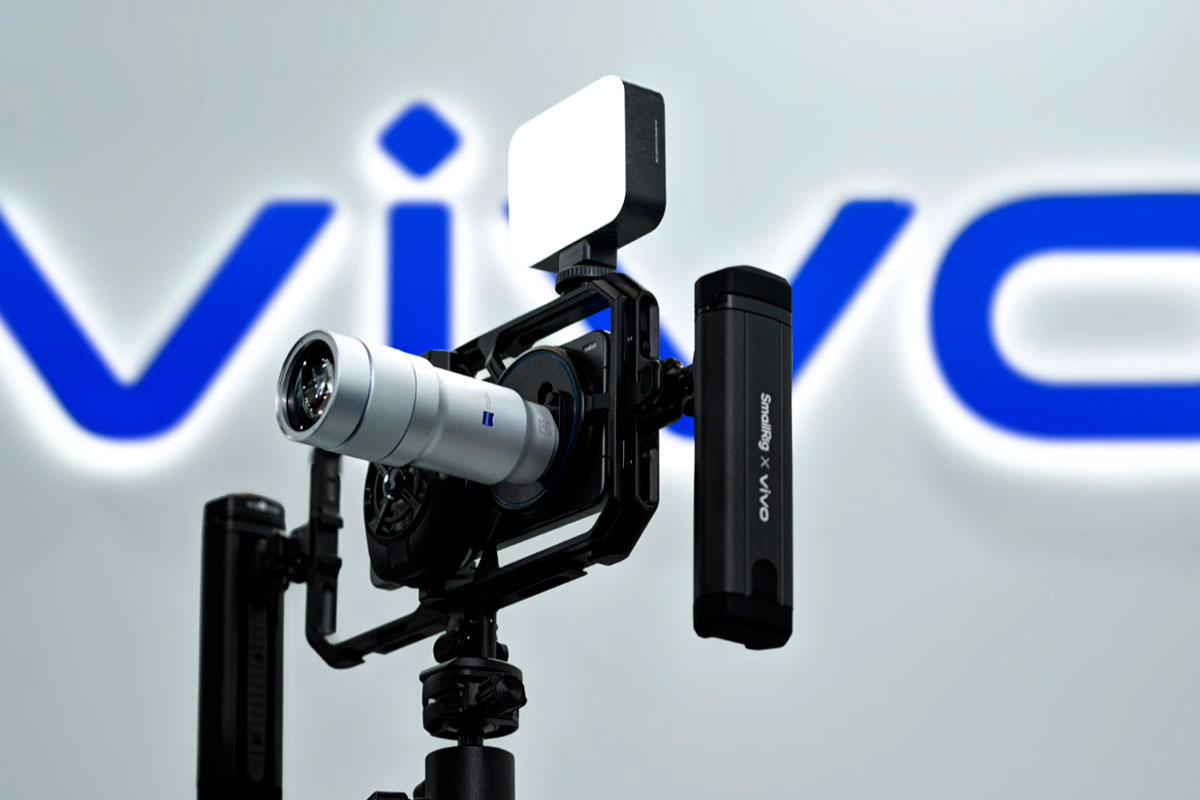 Vivo X300 Ultra: Такого фотофлагмана мир еще не видел! (ВИДЕО)